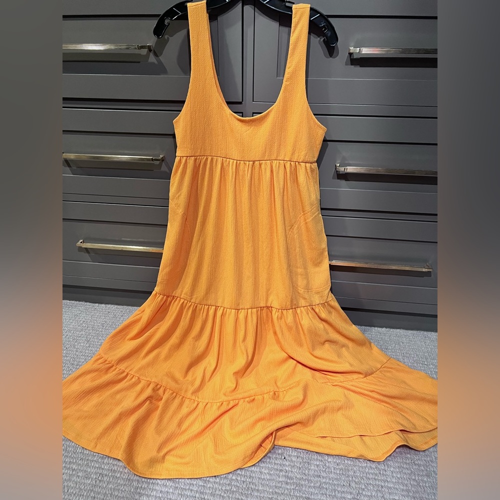 New never been worn size small three people sundress